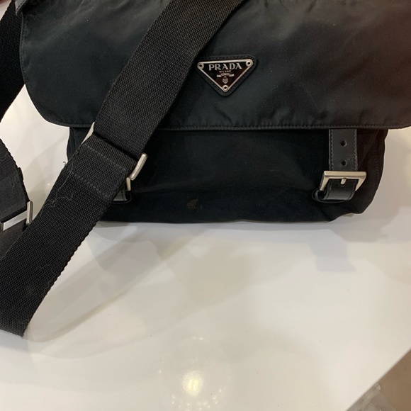 PRADA Authentic classic messenger bag - Picture 5 of 16